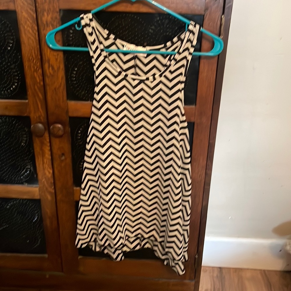 Love Crazy black and white tank top